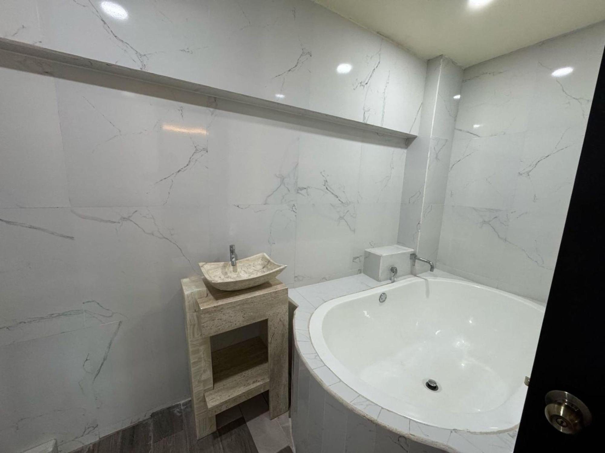 Oyo Hotel Familiar Tollan โชลูลา ภายนอก รูปภาพ