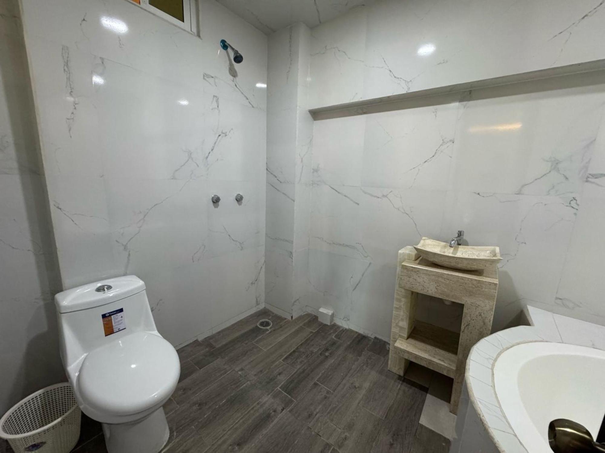 Oyo Hotel Familiar Tollan โชลูลา ภายนอก รูปภาพ