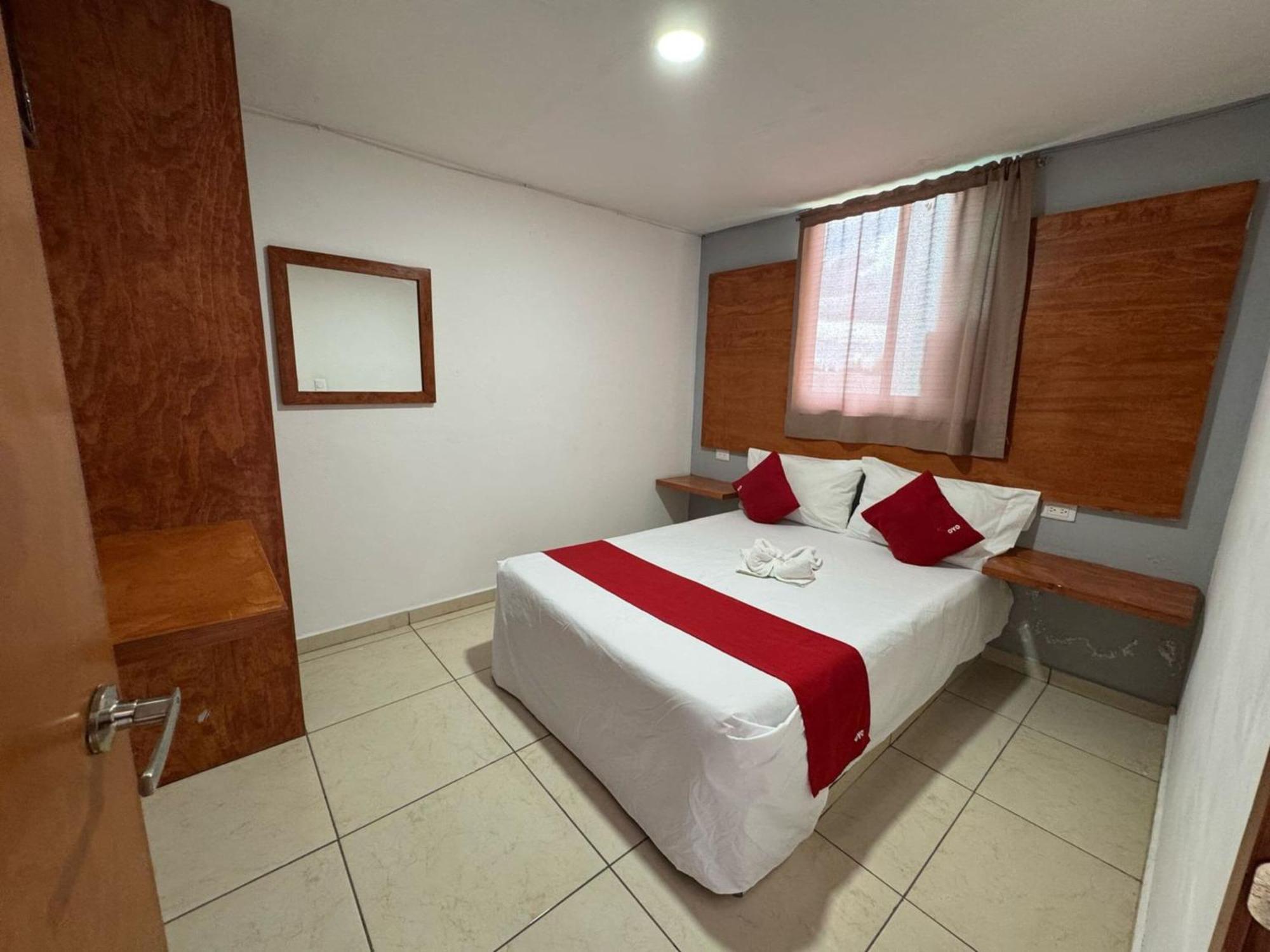Oyo Hotel Familiar Tollan โชลูลา ภายนอก รูปภาพ